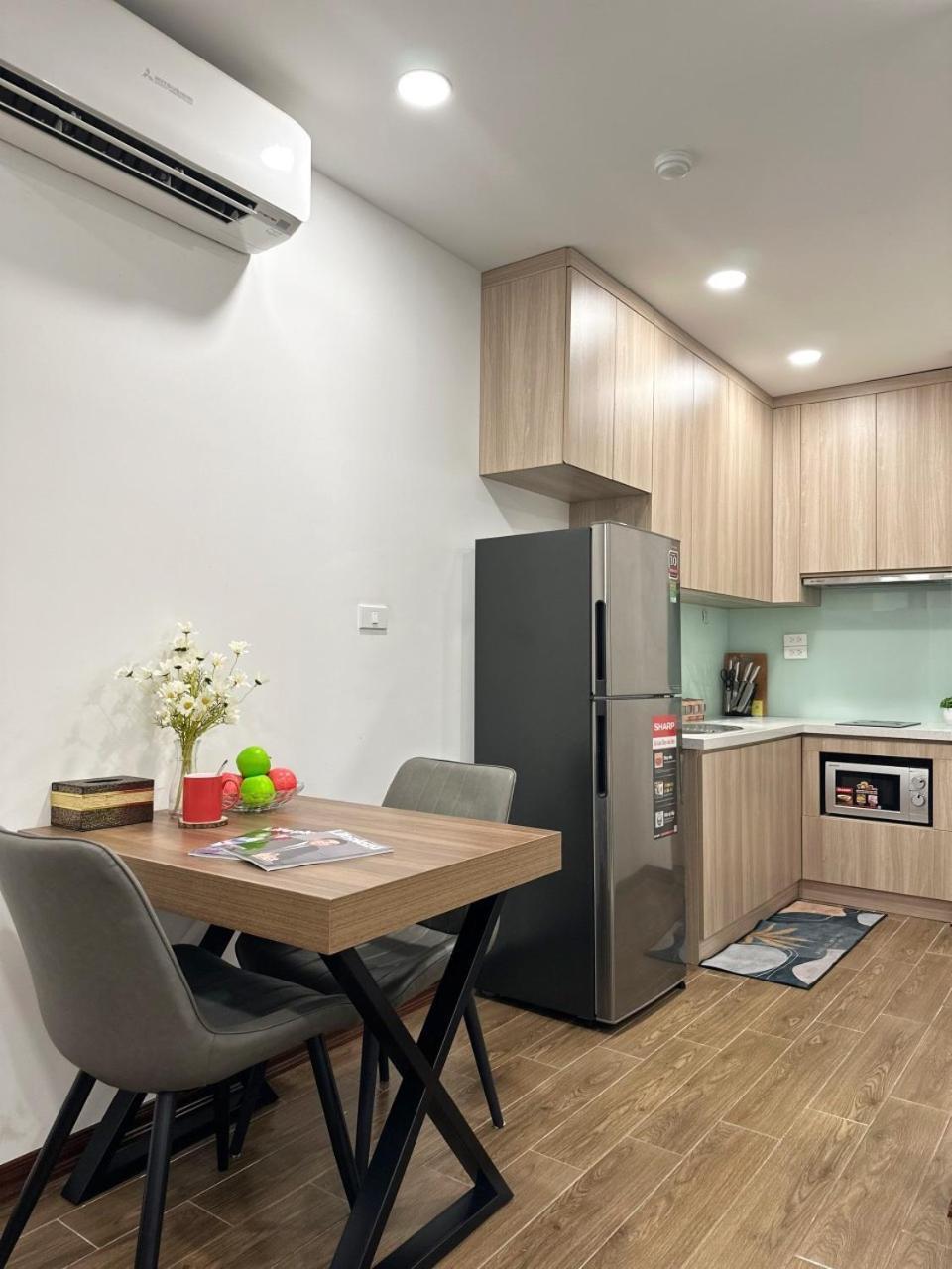 Luxe Paradise Residence Truc Bach Hanoi Exterior foto