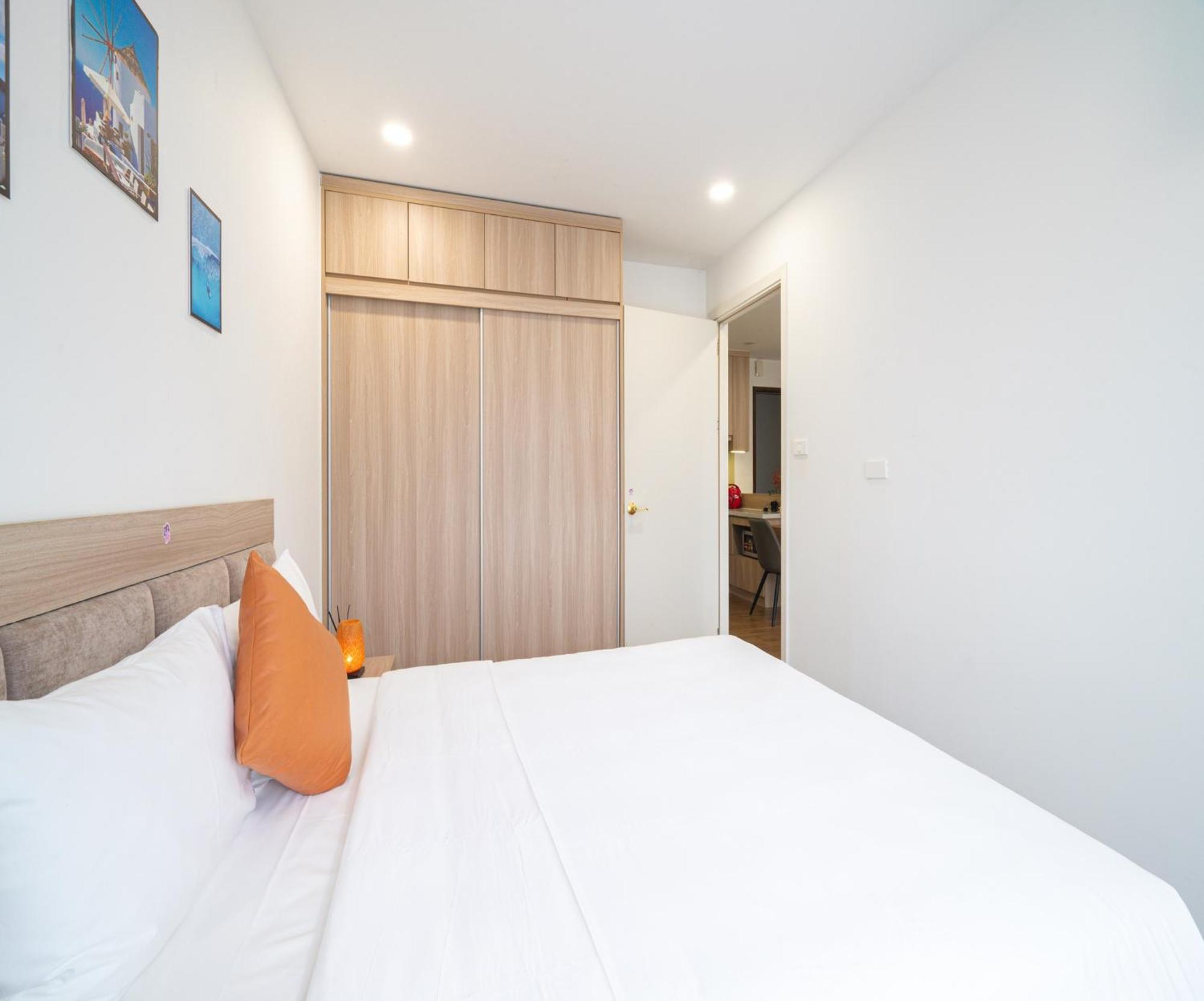 Luxe Paradise Residence Truc Bach Hanoi Exterior foto