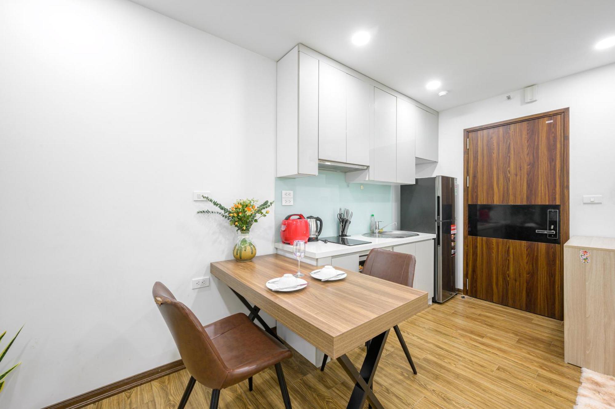 Luxe Paradise Residence Truc Bach Hanoi Exterior foto